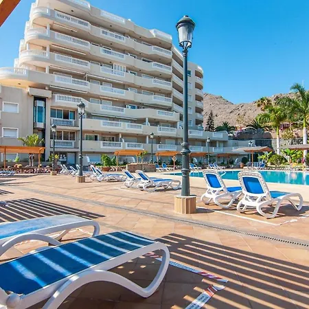 Luxury 2-bedroom Ocean View