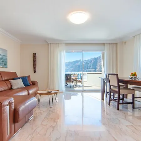 Апартаменты Luxury 2-bedroom Ocean View *