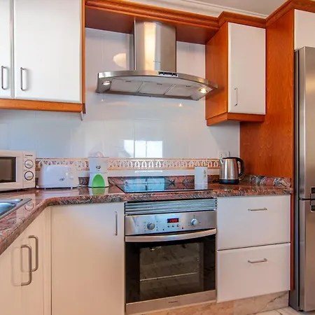 Luxury 2-bedroom Ocean View